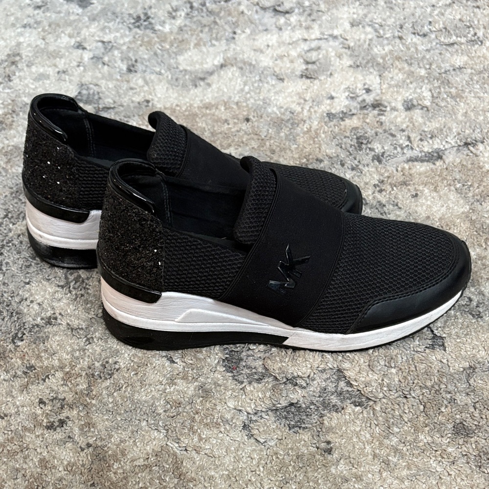 MICHAEL Michael Kors Black & Glitter Women's Sneakers, size 8